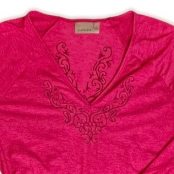 Athleta Top Embroidered Long Sleeve T-shirt Rouched Detail Heathered Dark Pink - Picture 1 of 11
